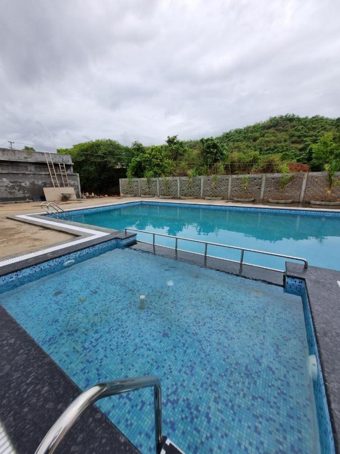 Silent Valley Resort Thane Exterior photo